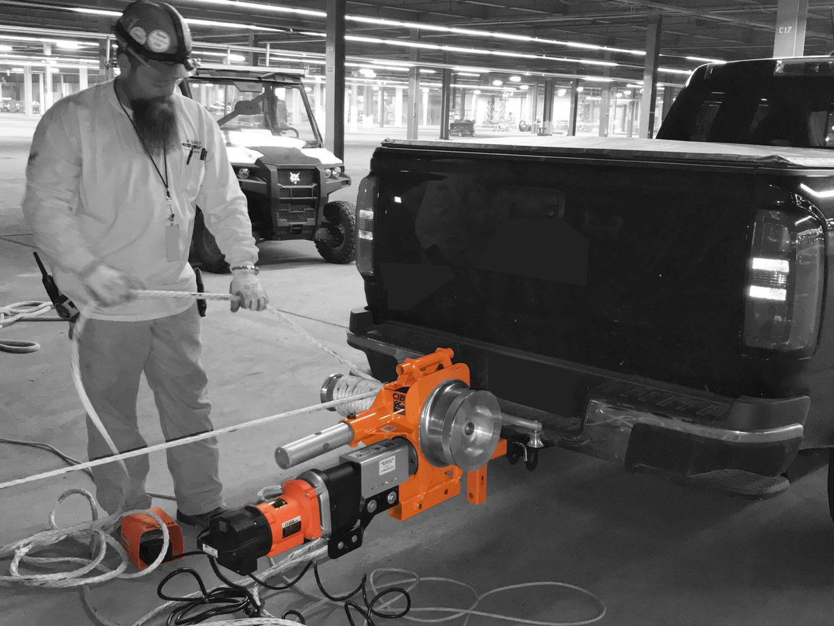 itoolco's tweet image. With a full line of receiver hitch compatible pullers, iTOOLco ensures that no matter the job - we are the best solution. #wirepulling #sparky #worldofelectricians #construction #electricians