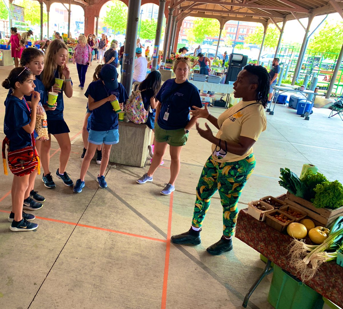 GMcKinney2's tweet image. Students tackling the issue of food scarcity interview expert Patrice who works on behalf of nutrition &amp;amp; sustainability in Detroit as well as @GovWhitmer’s state of Michigan nutrition council. These #OYILTroy Ss are excited at the prospect of sharing their ideas w/ the Governor!
