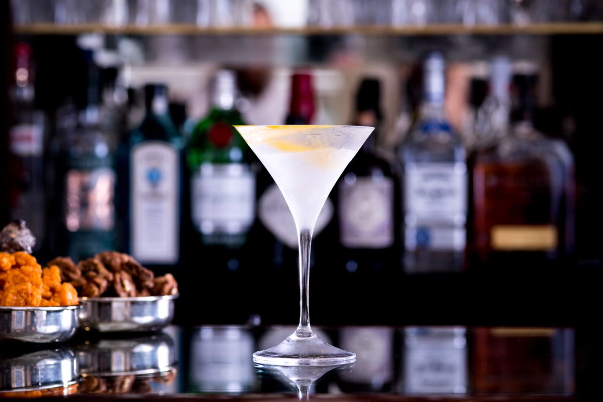 Looking for the best martini bar in town? Be our guest!
And don't worry if the martini isn't your cocktail - our expert mixologist won't be offended if you ask for a gin and tonic!
.
.
.
#drinks #bar #londonbars #cocktails #martini #nightout #staycation