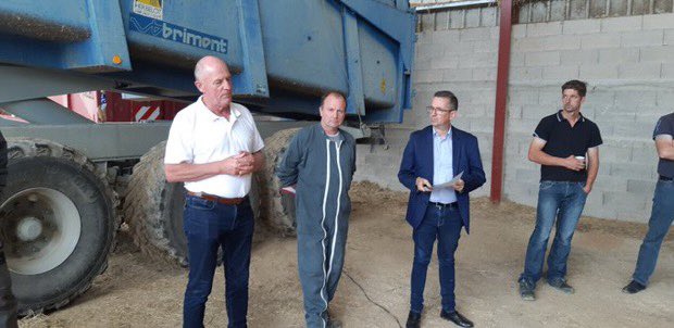 JeromeDespey's tweet photo. Aux côtés des agriculteurs avec la @10Fdsea. De nombreux hectares détruits par les inondations et des récoltes compromises. La @fnsea pleinement mobilisé pour que des solutions soient trouvées. Il y a urgence nous devons avancer sur la gestion des risques @J_Denormandie https://t.co/venf8G0fju