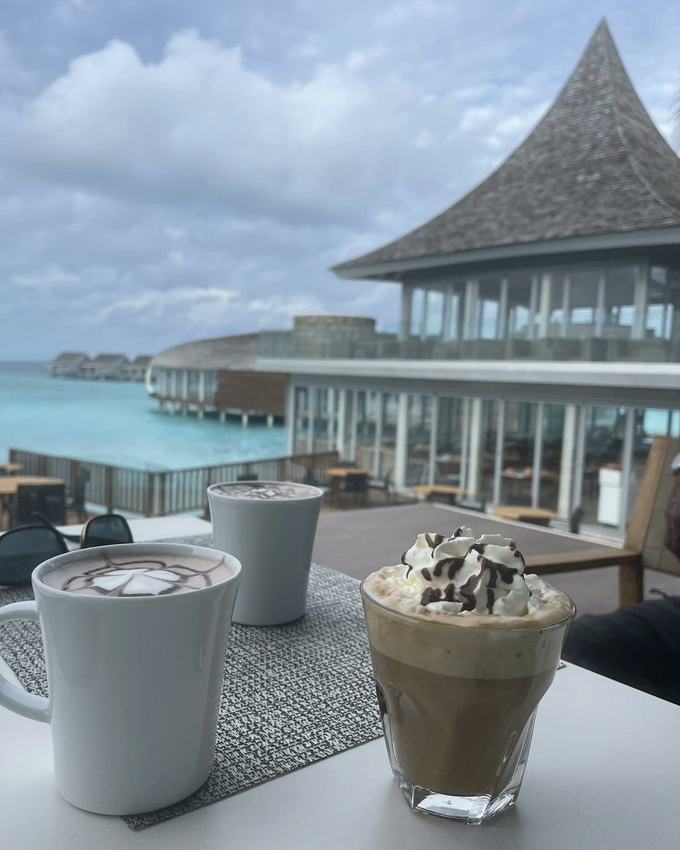 Sharaff__'s tweet photo. Coffee in one hand, Confidence in other. #Inguru | @KuramathiISLAND
.
.
.
.
#Kuramathi #KuramathiMoments
#coffeelovers #specialtycoffee #coffeeaddict #coffeeoftheday #coffeegram #coffeehouse #cafelife #coffeetime #coffeelife #coffee
#SunnySideOflife #VisitMaldives #Maldives https://t.co/gTsktBNm1z