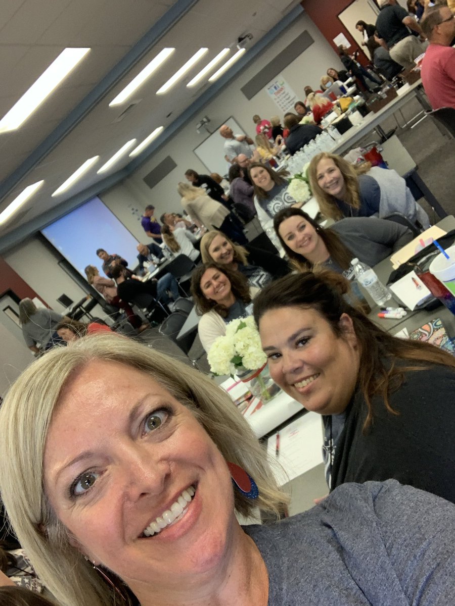 Crysrommuel's tweet photo. Day 1 of @TomballISD Admin Rally ~ #ELARMY taking on the 21-22 Mission! #SpiritofTomball #DestinationDistrict https://t.co/hSBlizRZ03