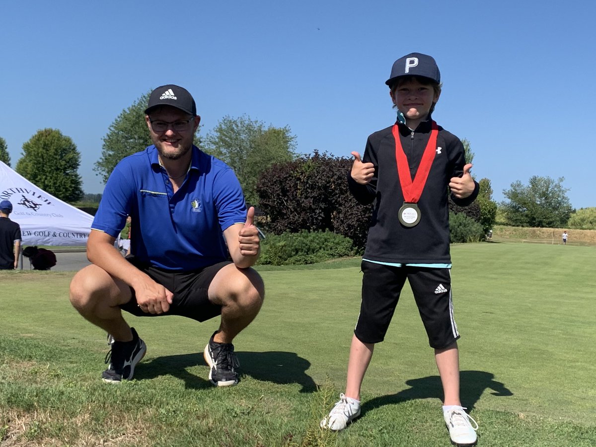 Your inaugural BC Junior skills champ ⁦@NorthviewGolfCC⁩ is Ben Hannela here with organizer Tyler McKay from BC Golf