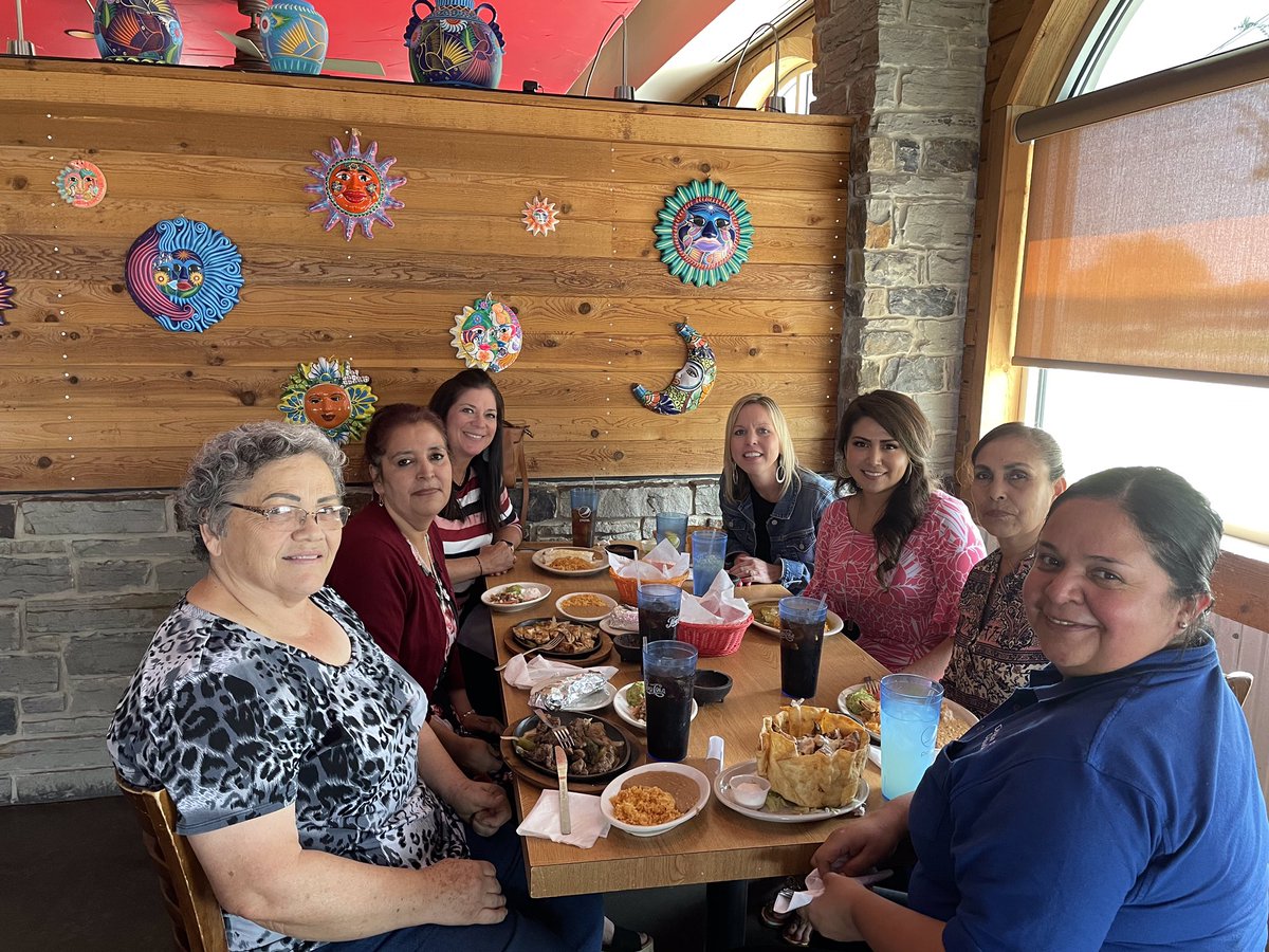 Celebrating our amazing custodians and all of their hard work! We have the best <a href="/DISDRann/">Rann Elementary</a>. #TimeToShine