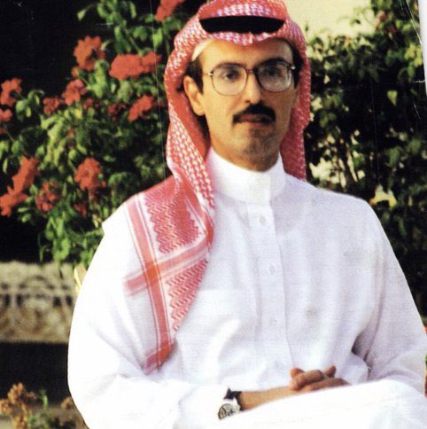 "مالي غنا عنك أنا الله فيك مغنيني، ولا لي عوض عنك انا الله فيك عوّضني". 🖤