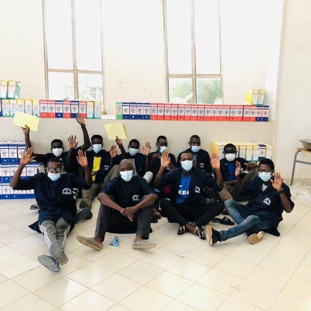 UCAD_Senegal's tweet photo. En 3 jours, les Étudiants de l’@EbadUcad ont remis de l’ordre dans l’état civil de Diourbel. 
#kebetu 
#Senegal 
#enseignementsuperieur https://t.co/RfKo67IacS