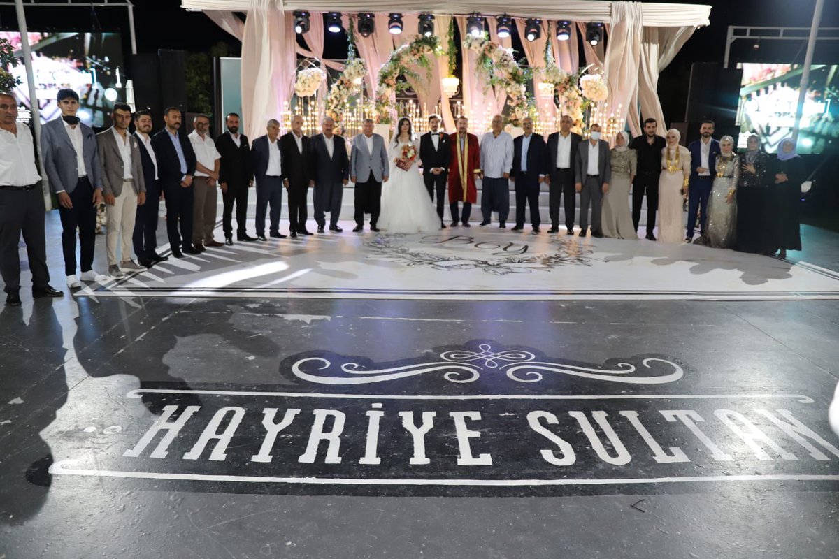 MetinBaydilli's tweet photo. Büşra Bayar ve Yusuf  Badıllı çiftimizin nikahını kıydık. Ömür boyu mutluluklar diliyorum. https://t.co/mIJtOJqrPM