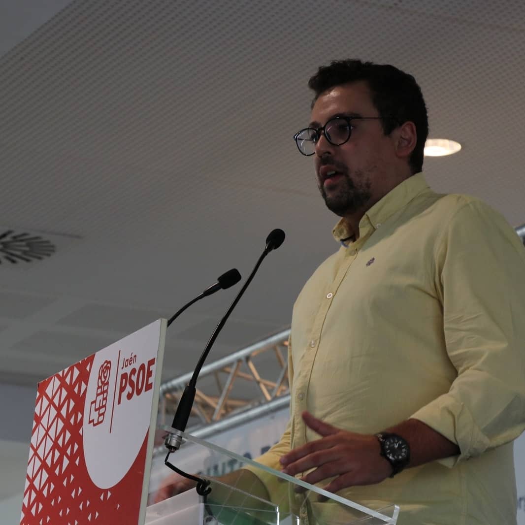JSAJaenCep's tweet photo. 👉🏻COMITÉ PROVINCIAL @psoejaen 👈🏽

En la tarde de hoy hemos asistido al Comité Provincial del PSOE de Jaén. 

En el se han plasmado los informes de gestión de los diferentes grupos (Parlamento, Diputación, Congreso y Senado ) así como el el órgano propio del partido. 

⭐✊🏻🌹 https://t.co/ynU4oEf2Ui