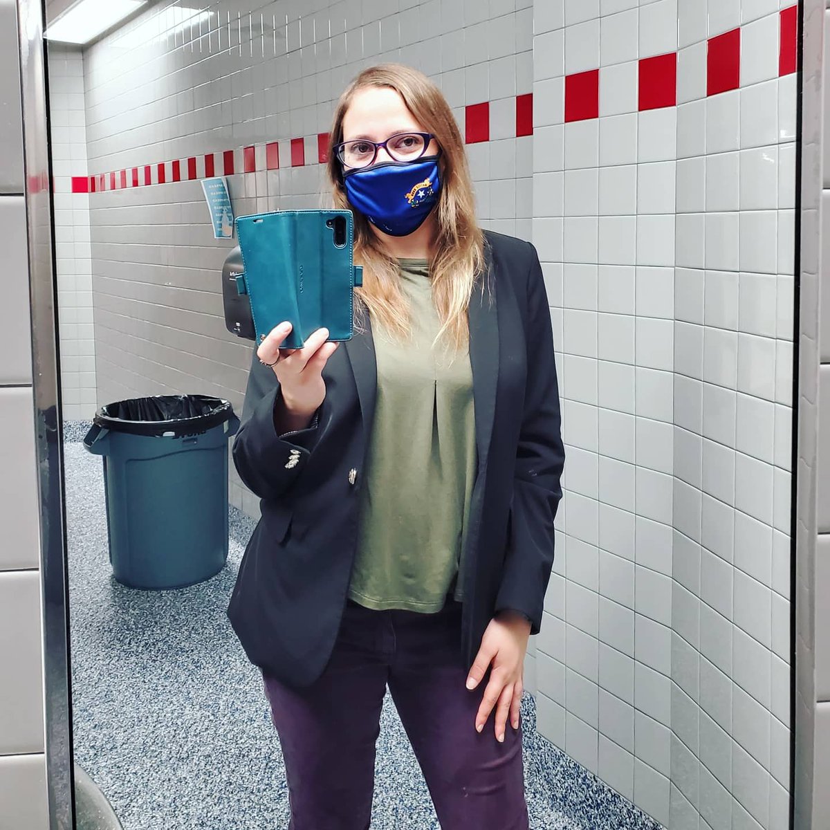 katiewaechter's tweet image. Today I got to volunteer with @NAMISNV at Valley High School, my old stomping grounds! What a flashback! 🤩 #classof08 #mentalhealthawareness