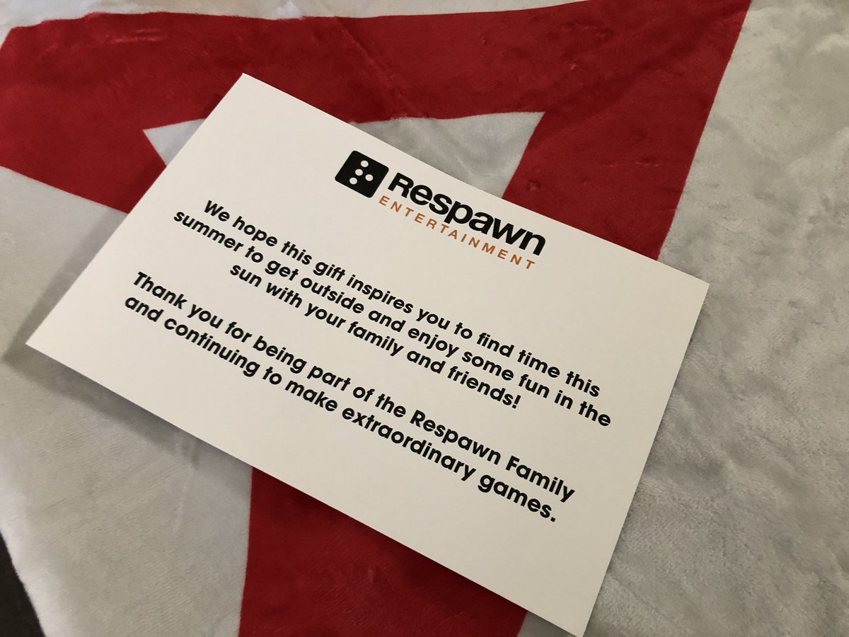 WOW courier just shown up. Thank you <a href="/Respawn/">Respawn</a> for these Awesome swags to keep us COOL 😎 during summer #ApexLegends