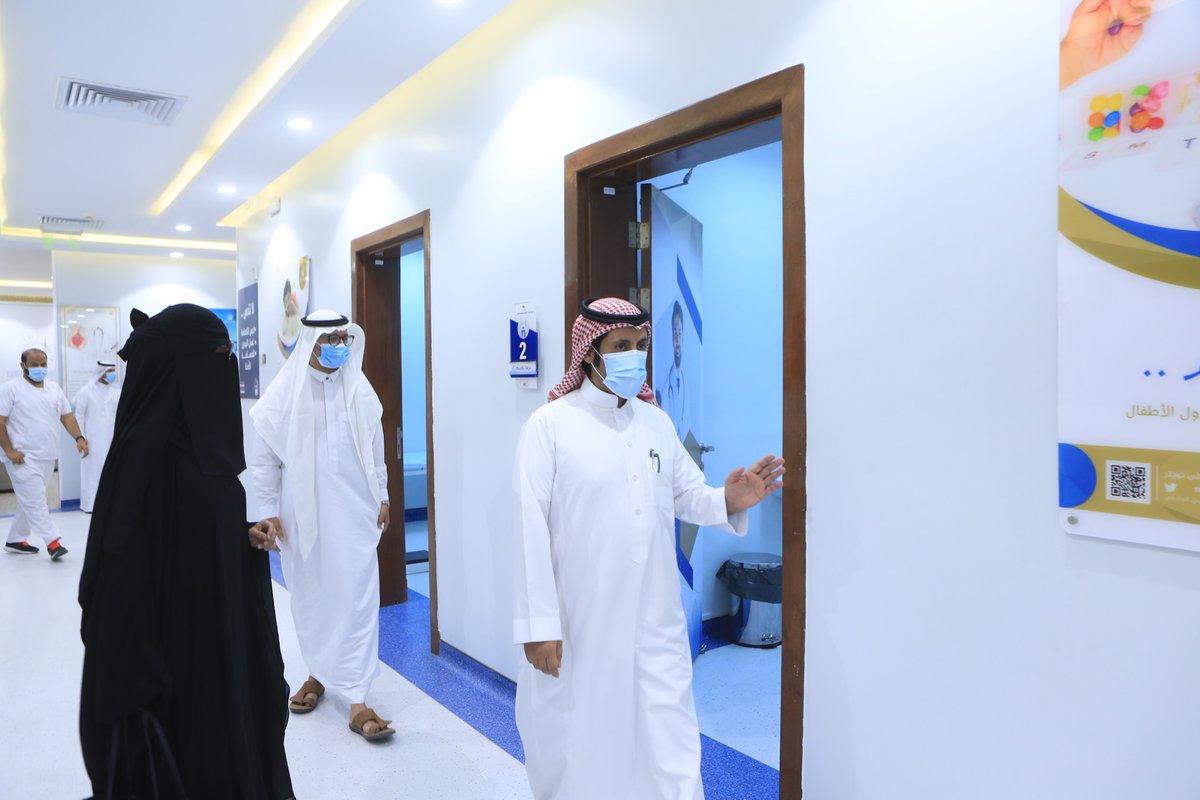 iu_edu's tweet photo. #تغطية || 📸
فريق من  إدارة الصحة المدرسية بالإدارة العامة للتعليم بالمدينة المنورة  يقوم بزيارة استطلاعية على مركز لقاحات كورونا في الجامعة ويقف على  المسار الذي خصصته الجامعة ��منسوبي التعليم العام. https://t.co/q2FBHtWI3W