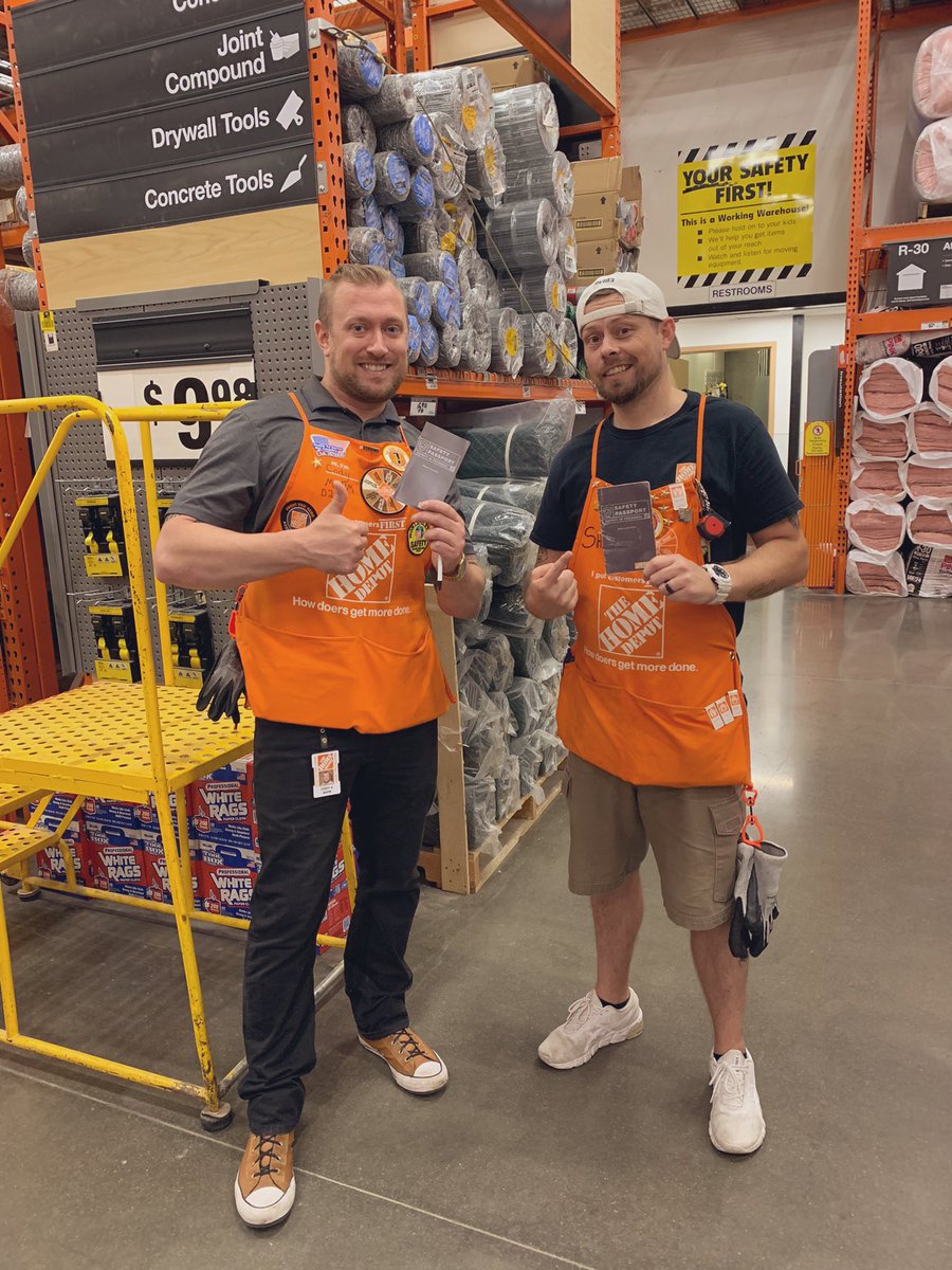 IFC Shawn representing his Signed Safety Passport! It’s always good to check during Morning and Evening Meetings. Passports Up! #topekathd #NPSafetySelfie