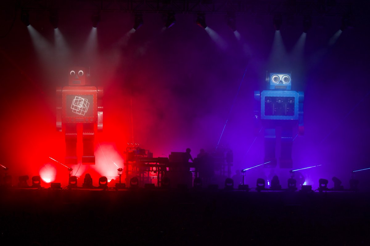 Blown the cobwebs off our Vanish 18 LED to supply 
<a href="/ChemBros/">The Chemical Brothers</a>
 at Latitude Festival last weekend. It's great to be back at it and see so many familiar faces again