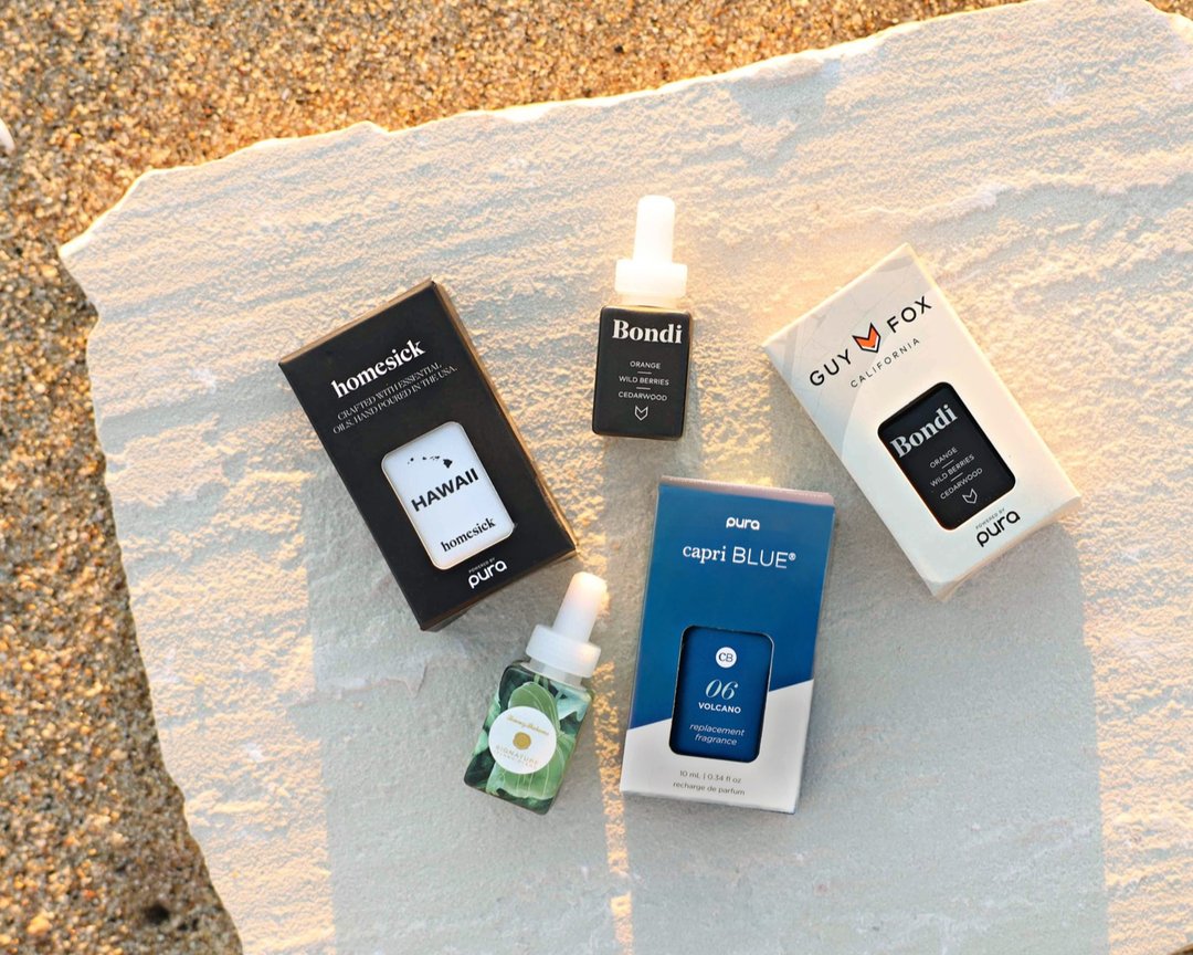 Beach Bundle Giveaway! 🌴☀️  

Get the chance to win these 4 amazing scents to bring the beach feel into your home! 🌊
To enter, answer in the comments:
What is one of your favorite beach experiences and why?

We will be picking 10 lucky winners 🥰 It ends end of the da