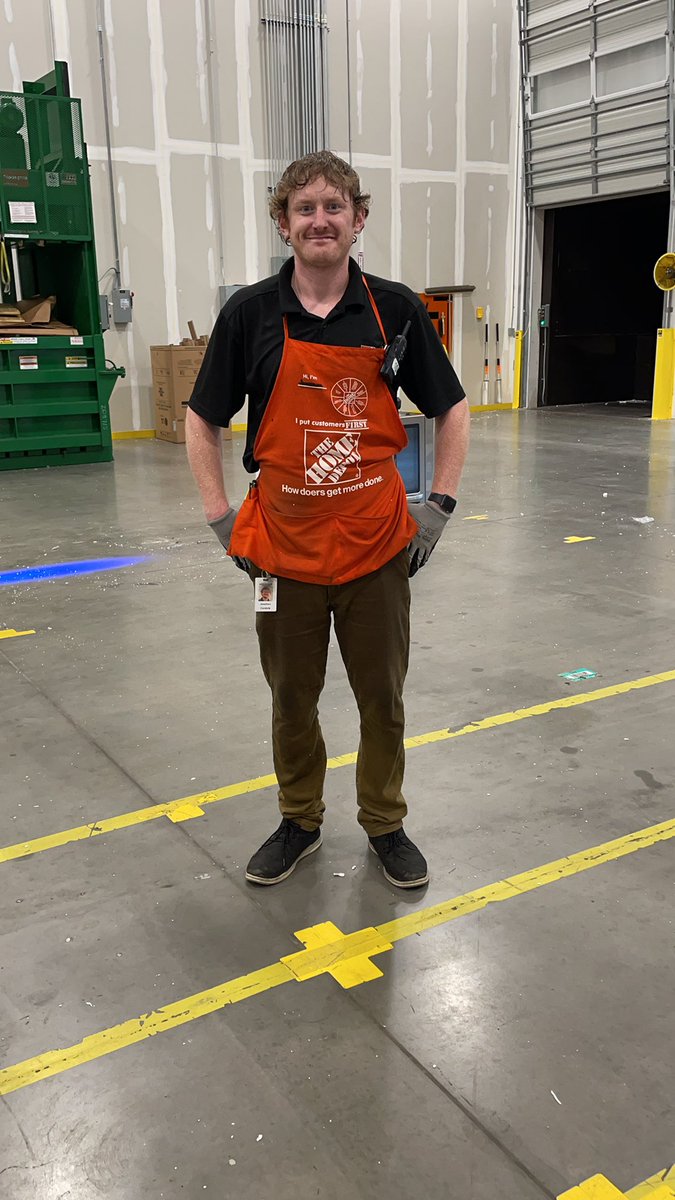 LHudsonTHD's tweet photo. Thankful for the great leadership &amp; hard work our area supervisor puts in daily! @MDO5917 @JonathonCentola https://t.co/RkgnWwhKsU