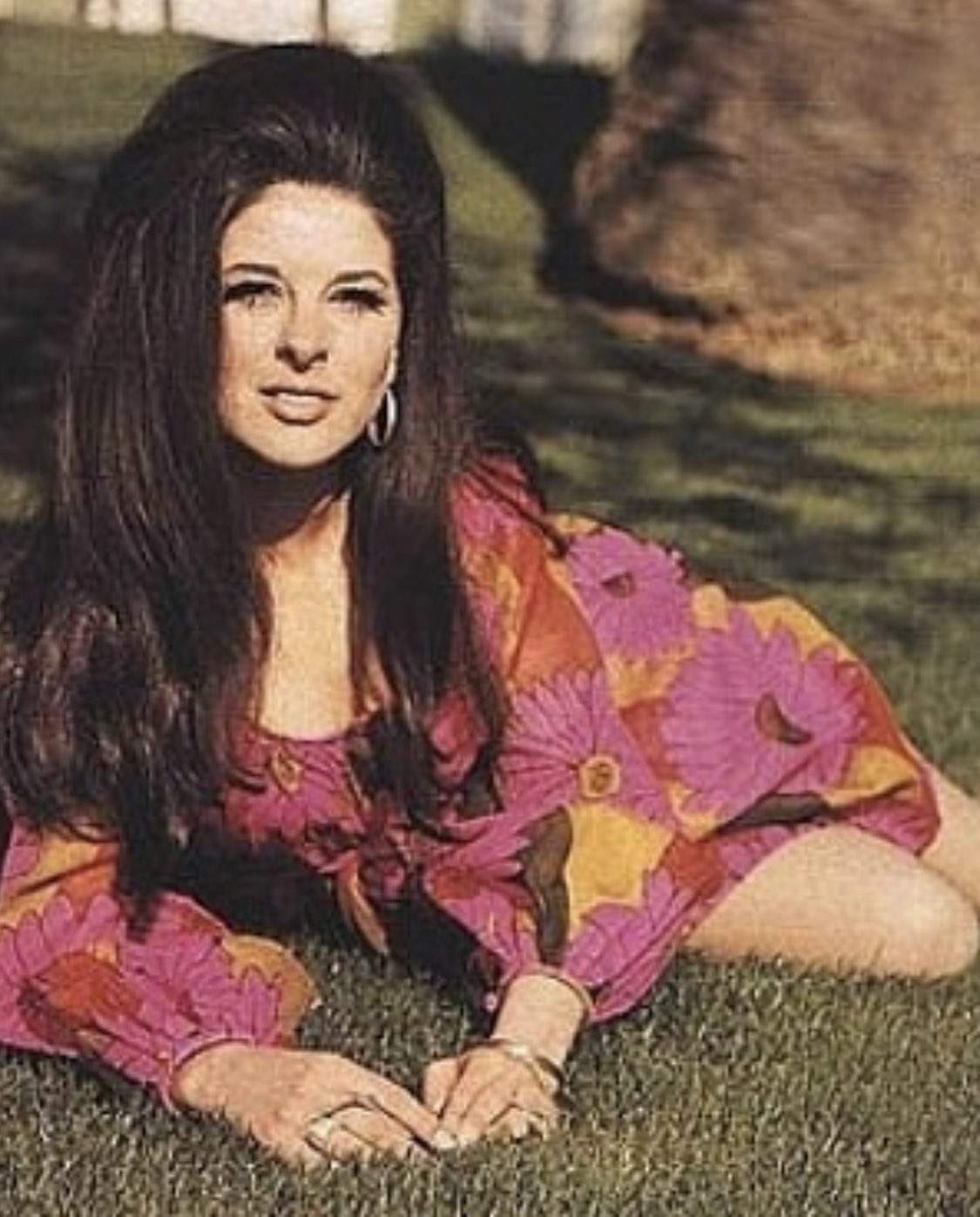 Happy Birthday Bobbie Gentry !!       