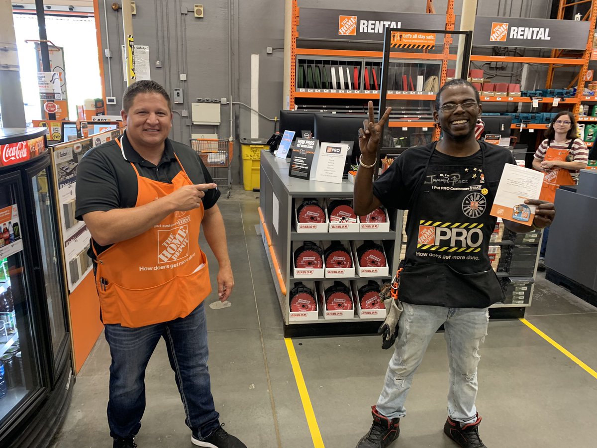 #D175Pro day took us to #THD2216 today for another great #ProTuesday!  What a great time recognizing incredible associates Jamar and Amelia!  Jamar signed up 42 unknown pros in ProXtra in 5 weeks and Amelia had 7 last week! @BobPold <a href="/CampSweenScott/">Scott Sweeney</a> @jtrievespro