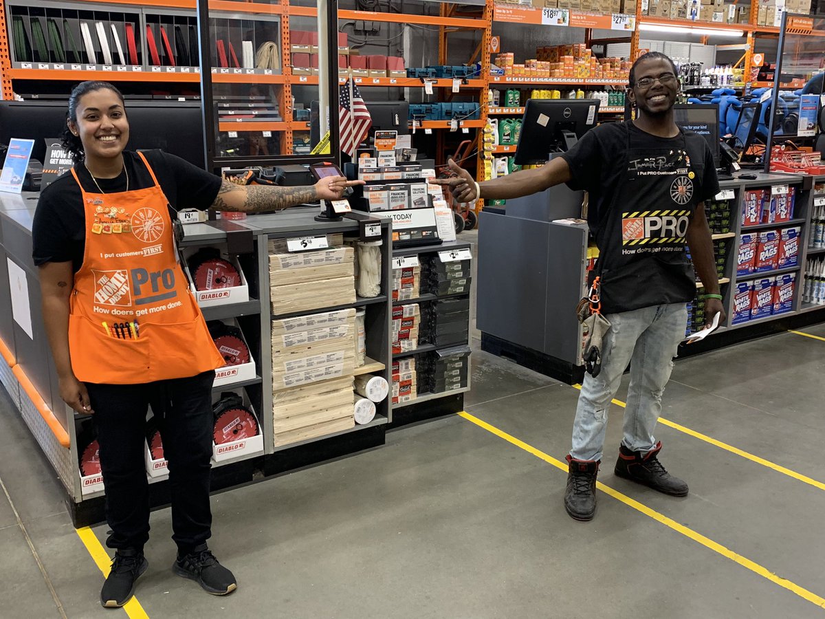 NathanMcAleese's tweet photo. #D175Pro day took us to #THD2216 today for another great #ProTuesday!  What a great time recognizing incredible associates Jamar and Amelia!  Jamar signed up 42 unknown pros in ProXtra in 5 weeks and Amelia had 7 last week! @BobPold @CampSweenScott @jtrievespro https://t.co/WysIr5HvC4