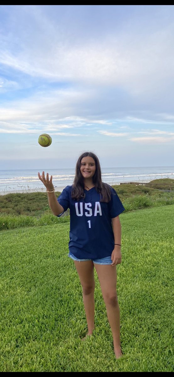 ⁦It was a great morning cheering on our USA Softball Team and pulling for our Gator Greats! 🧡💙🐊Especially <a href="/Aubree_Munro1/">Aubree Munro Watson OLY</a>⁩ Congratulations Team USA! ❤️ 🤍 💙