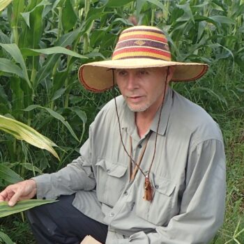 Plant Pathogens (APPS) (@plant_pathogens) on Twitter photo We're please to announce another keynote speaker at the APPS Biennial conference, Prof Roger Shivas. 
He is a professor of mycology at the University of Southern Queensland & curator of the Queensland Plant Pathology Herbarium (BRIP). 
Bio 👇
appsconference.com.au/speaker/roger-… We're please to announce another keynote speaker at the APPS Biennial conference, Prof Roger Shivas. 
He is a professor of mycology at the University of Southern Queensland & curator of the Queensland Plant Pathology Herbarium (BRIP). 
Bio 👇
appsconference.com.au/speaker/roger-…