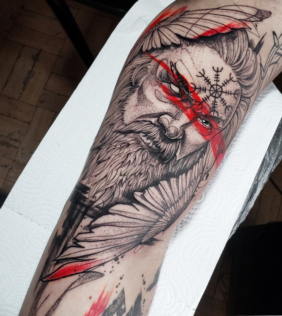 ThiagoScap's tweet photo. Tattoo que curti muito fazer, parte de um fechamento completo de braço.
.
#blackredwork #sketch #blackworktattoo #blackwork #vikings https://t.co/d0nD2IB9G9