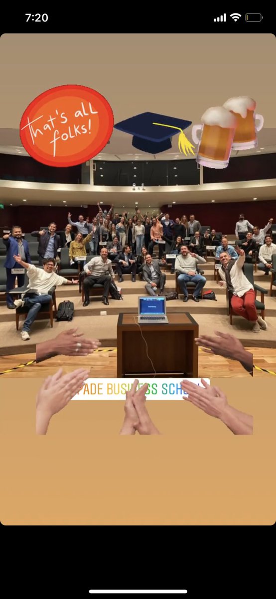 SebastianPJ's tweet photo. Hoy @dianavegal terminó su maestría en el @ipade. Es artista plástica. Es una empresaria muy chingona. Así la conocí: como empresaria y luego como mi clienta y luego… pues me enamoró.
#EmbrujoDeTepa
#Winki https://t.co/p2Aiqu4sAD