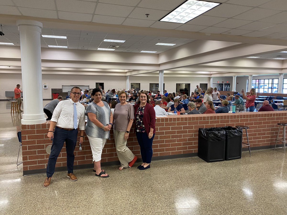 AlishaHedge's tweet photo. SPDG Professional Development went great today in Obion County! It was great to see Amanda, Kate, and Katie join us today! @AmandaMasonTN @katemartintdoe @katieward2009 @barclaygp @pittsl_ocsf @mindyc92 @TN_SPDG @ https://t.co/YfbuNuuzsW