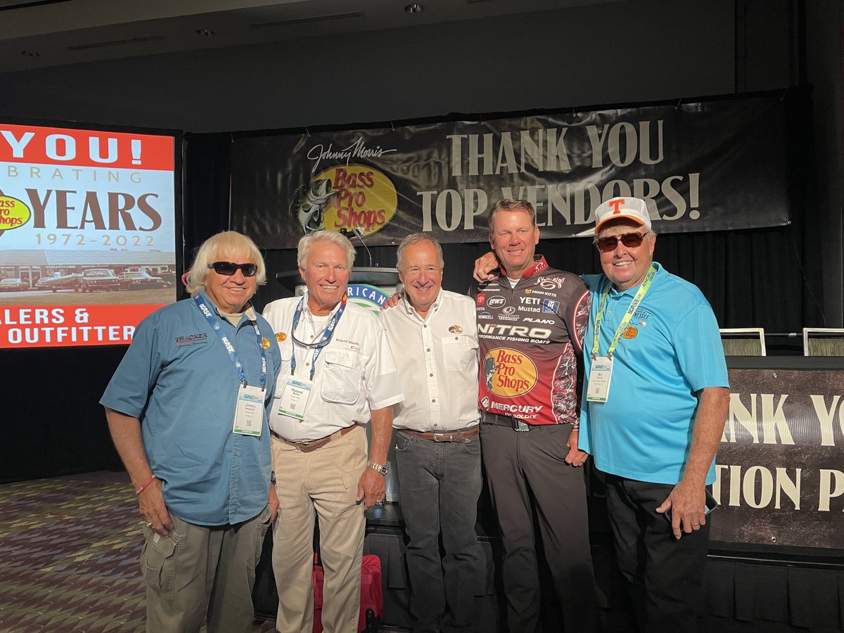 Bill_Dance1's tweet photo. Had a blast seeing old friends and meeting some new ones at @ICASTshow last week! #EgoFishing #PeterDeeks #fishing https://t.co/FUqqwVgSoV