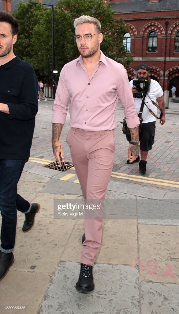PLPBRMIDIA's tweet photo. 📸| Mais de @LiamPayne no evento Dazn x Matchroom em Londres, hoje.

| @promoliambr https://t.co/BkMI2LKEUI