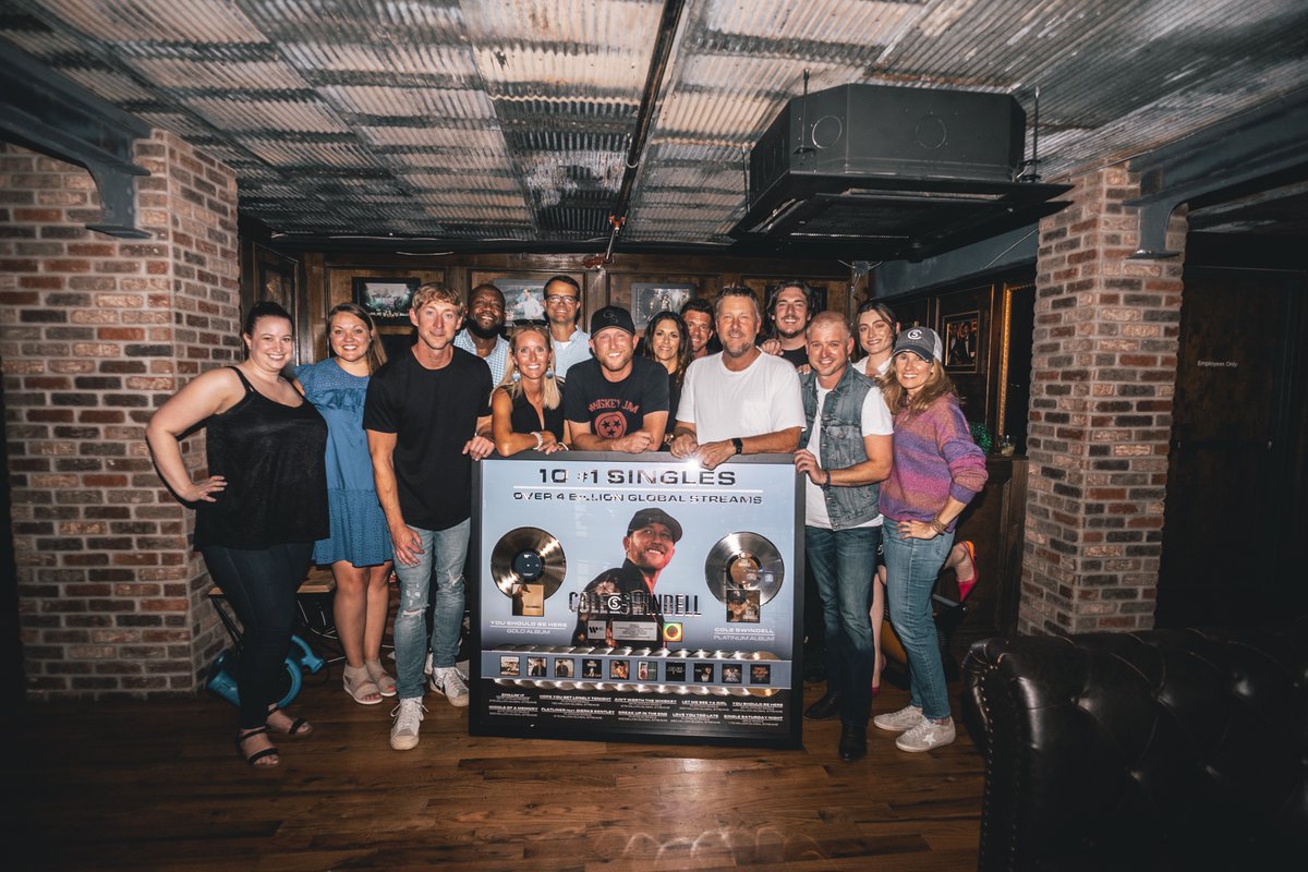 coleswindell's tweet photo. Yesterday was special. We were obviously missing a few folks but I can't thank you enough for the texts, calls, and kind words about SSN hitting #1. THANK YOU Country Radio. THANK YOU Down Home Crew &amp; EVERYONE on my team that made this possible. 🙏🏻 #SingleSaturdayNight https://t.co/a8BPMMnHw5