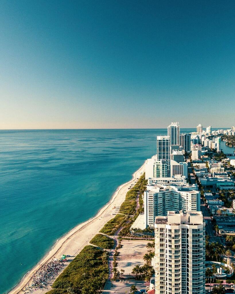 TheMiamiGuide's tweet photo. Itβs #TurtleTuesday in Miami π’π΄
Drop a π below to spread some sea turtle love! @miamidadeseaturtles π
#SaveMiamiSeaTurtles #miamibeach #miamivibes #marinelife #ocean #miamidadeparks #miamidadecounty #miamiflorida #seaturtleconservation β£#seatuβ¦ https://t.co/IPbCBRNggB https://t.co/0AQJhfftpD