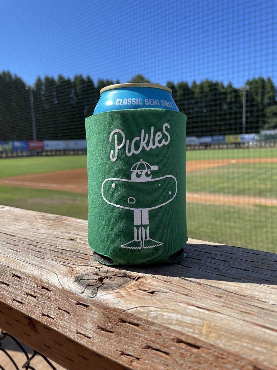 picklesbaseball's tweet photo. Presenting the newest edition to our Artist Series! Talented local artist @ELeib13 created this exclusive merch only available tonight, tomorrow, and Thursday at Walker Stadium! 🔥🥒 #GetPickled #PicksAreHot
🎟: https://t.co/zRBwEXDN8K https://t.co/T9BJAbGtIC