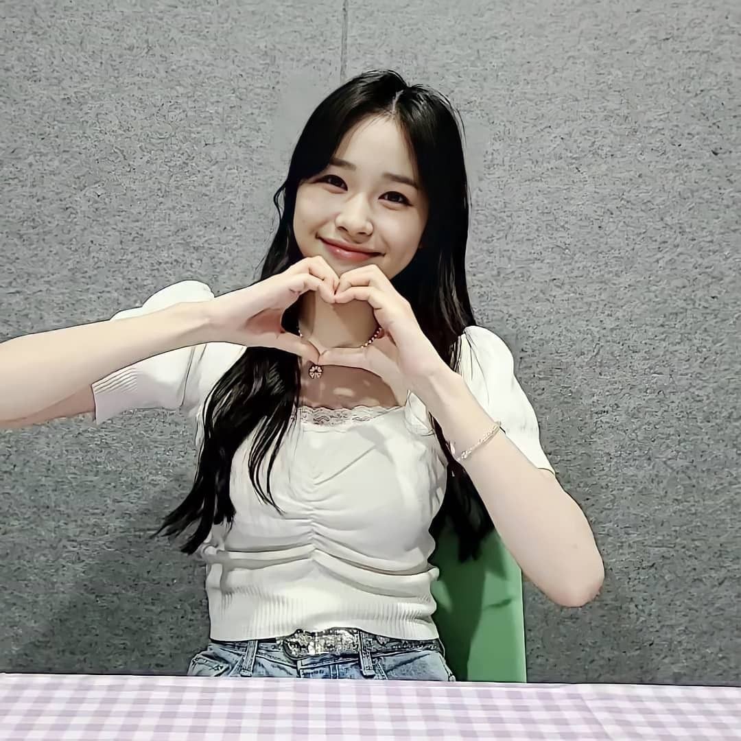 hourly jihan (@hourlyjihan) on Twitter photo 