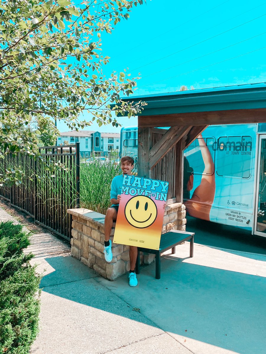 DomainTC's tweet image. Move-In Day is right around the corner! 👀 We can’t wait to welcome you home to Domain. 😍 Specials have been extended until Tuesday, August 3rd. Secure your spot with us ASAP to receive rates as low as $4️⃣6️⃣5️⃣ before we #𝘚𝘌𝘓𝘓𝘖𝘜𝘛! ⏳