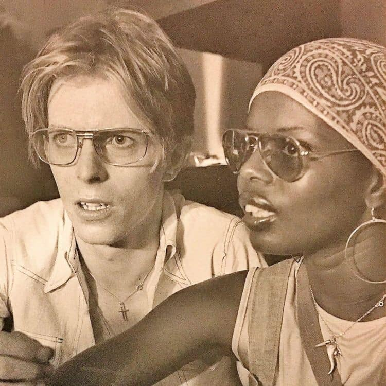 David Bowie in 1976 with then-girlfriend Ola Hudson, the mother of Guns and Roses guitarist Slash. #stationtostation