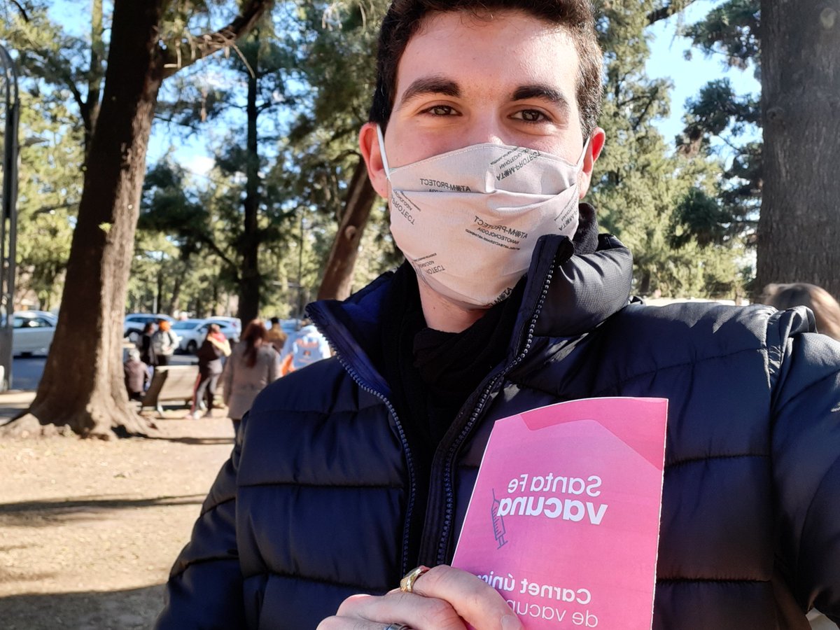 MCressini's tweet photo. Llego el día de la vacuna 
Vacunar salva vidas 💉
#santafevacuna #Vacunas #exrural https://t.co/mvZ9zptEYK