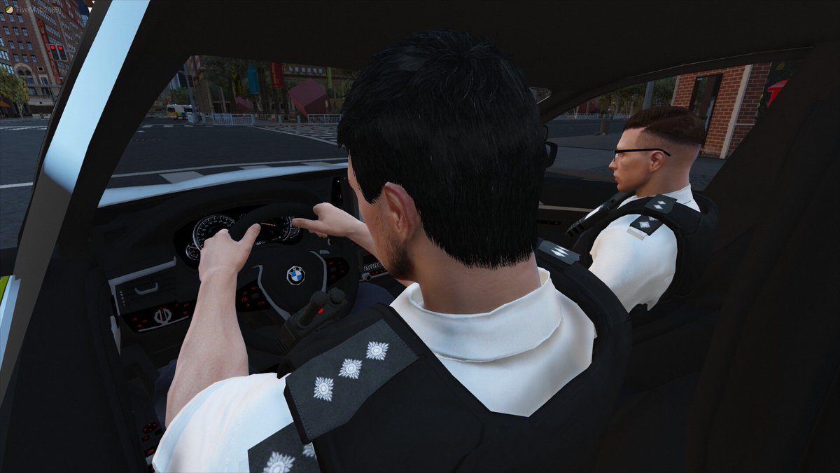 LCRPC_Feenix's tweet photo. On shift this afternoon with @737_BC for a Lates, managing #CentralRPT resources at Central North BCU. 

An eventful shift with two pursuits relating to theft of motor vehicles. And of course, 2 arrests as a result because Central RPT are on the money! 🤩

@LondCallingRPC https://t.co/T8mLD2OFC0