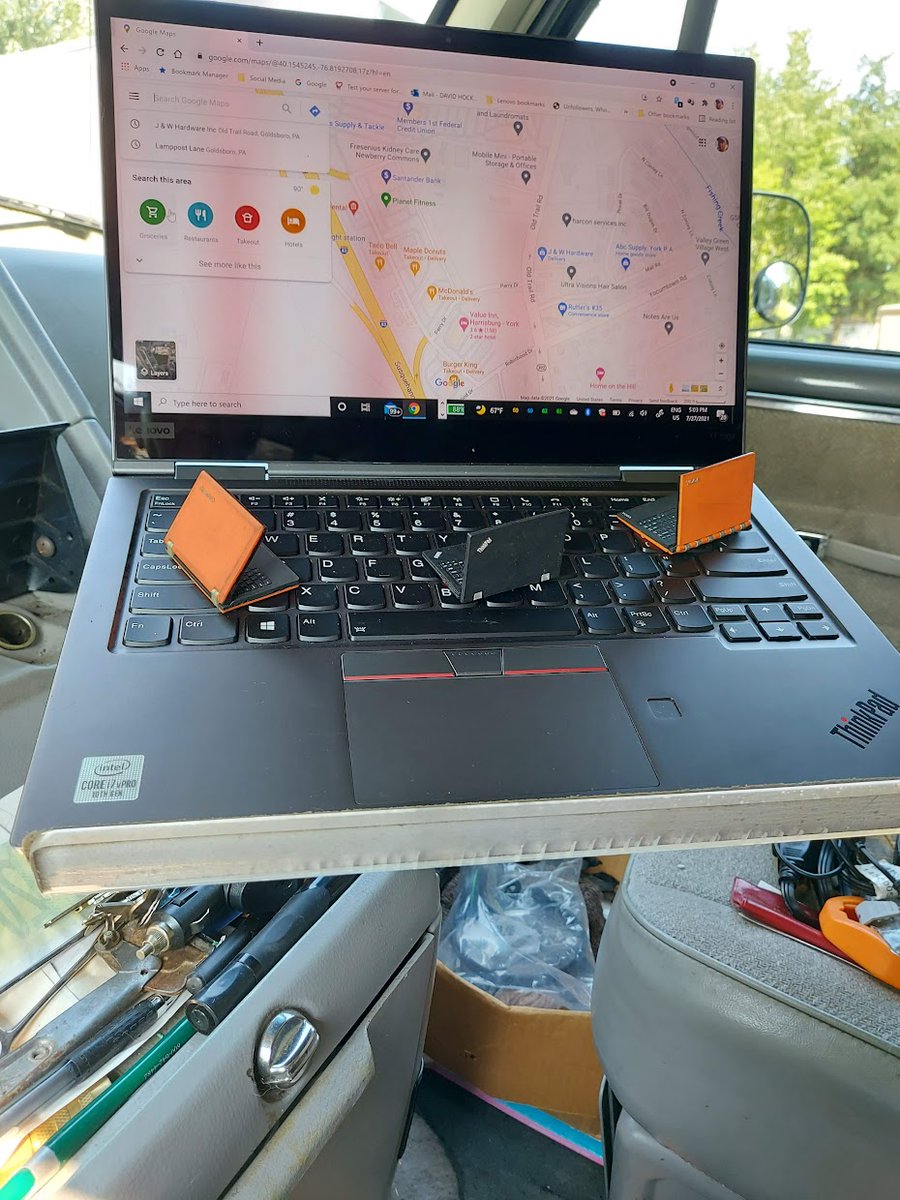 topmahof's tweet photo. It's kids day at work for #ThinkPadTuesday. #X1ThinkPadYoga Gen 5 teaching the kids how to navigate. #MiniThinkPad & #MiniYogas watching intently. #LenovoIN https://t.co/XOpkTzm1Y5