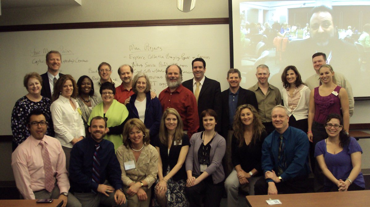 LeeAase's tweet photo. 2/4
Earlier in 2011 we had our first #MCCSM External Advisory Board meeting, with some additional Mayo staff, many from our team, and others who attended a conference we hosted with @RaganComms https://t.co/R3MLNQb7Yo