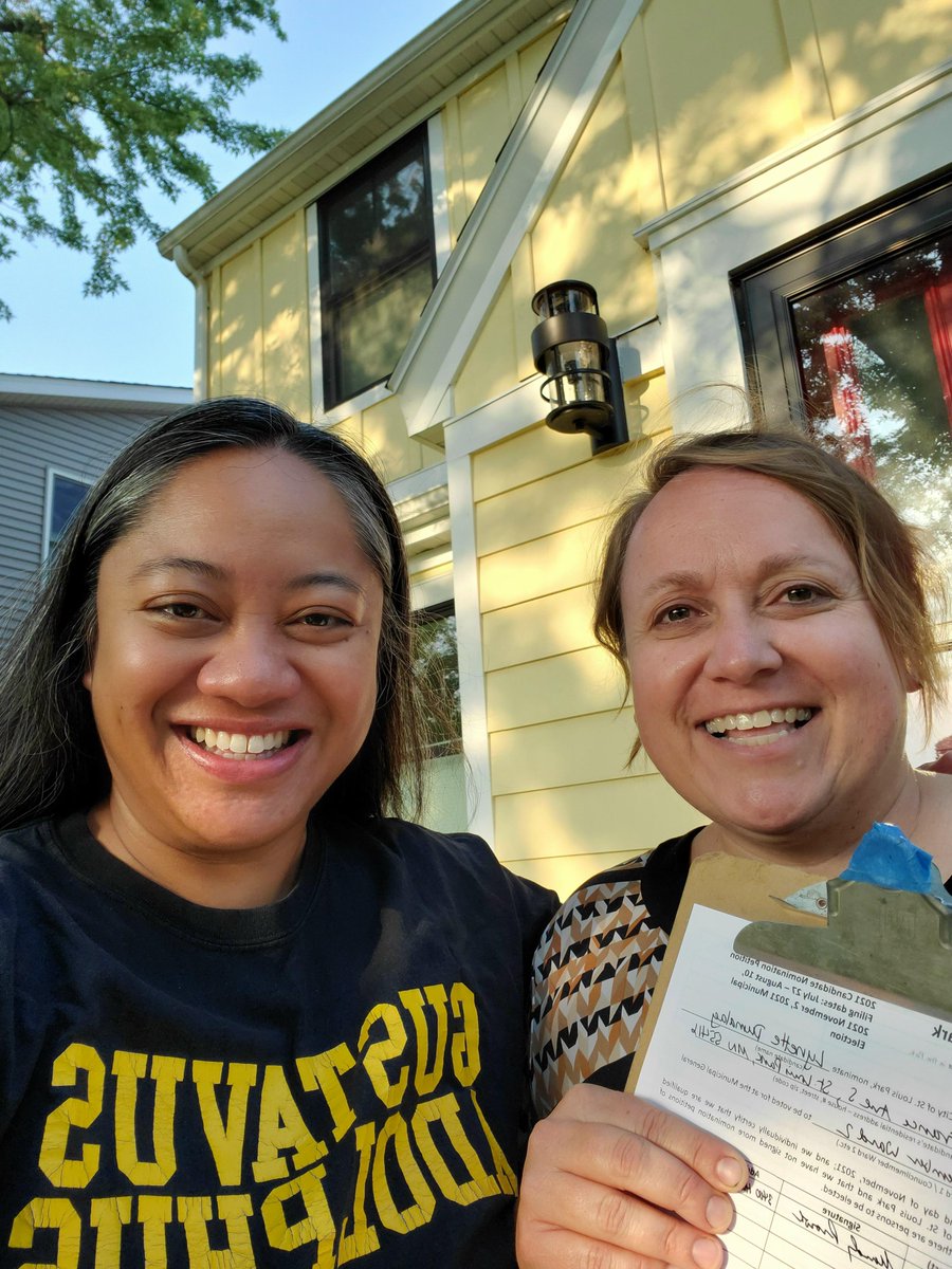 lynetteforslp's tweet photo. Day 1! It starts w/ the 1st signature. Mandy Prorok is a dear friend & fellow @gustavus grad. Years ago we were neighbors in Norelius & now we're neighbors in SLP! Also grateful for her work @perspectivesinc #SLPWard2 https://t.co/02H95Zff5v