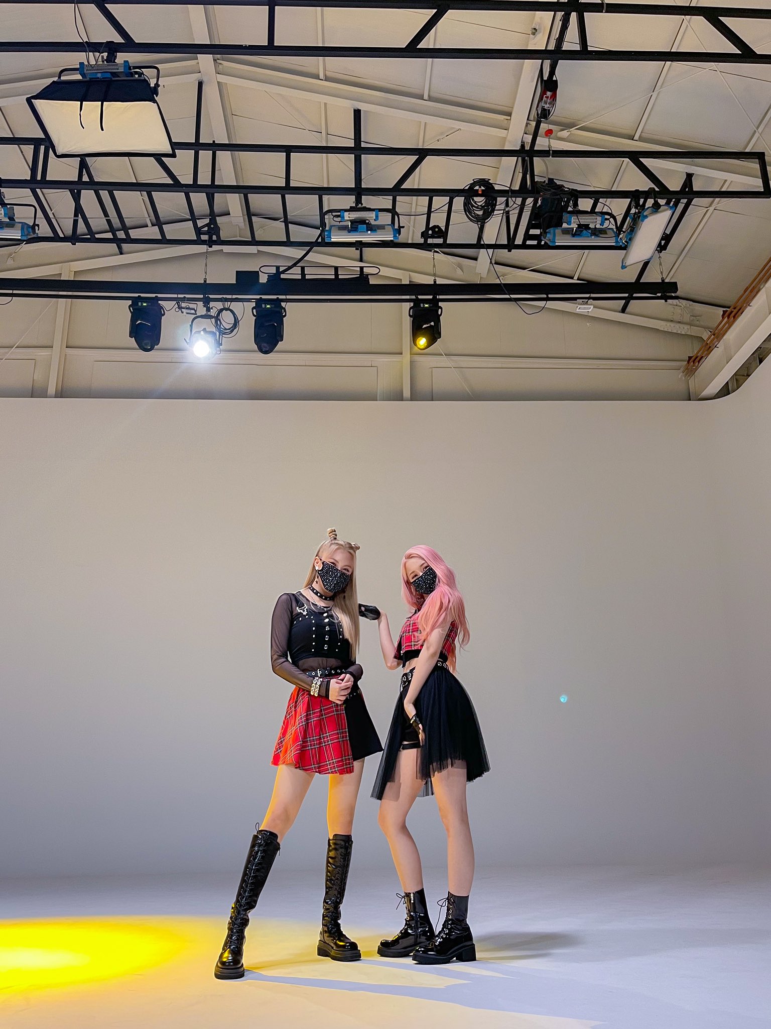 E7V_BdDUUAQJqCG?format=jpg&name=large