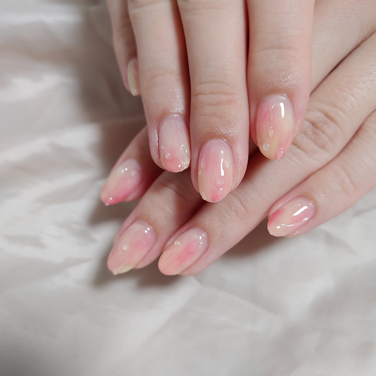 しろくまnail 9日目 桃ネイル 最近よく見かける桃ネイル お客様からやってほしい とのことでネイルさせて頂きました 水滴も描くとみずみずしさupですね ネイル好きさんと繋がりたい お洒落さんと繋がりたい ニュアンスネイル しろくまnail 9日目 桃ネイル 最近よく見かける桃ネイル お客様からやってほしい とのことでネイルさせて頂きました 水滴も描くとみずみずしさupですね ネイル好きさんと繋がりたい お洒落さんと繋がりたい ニュアンスネイル