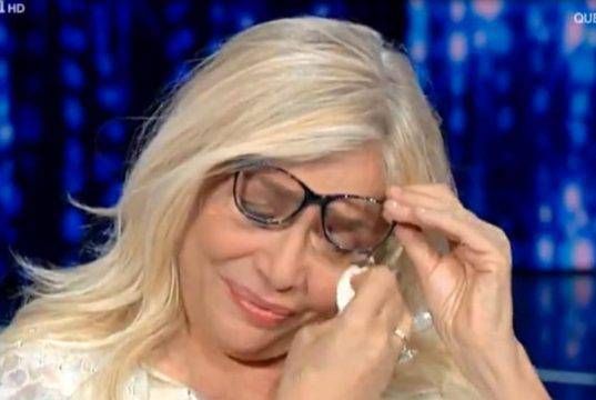 your_hologram's tweet photo. MI È VENUTO IN MENTE IL SOGNO DEL BRACCIO A METÀ
CHE DELIRIO
#Temptationsisland https://t.co/UtfGpqWQeA
