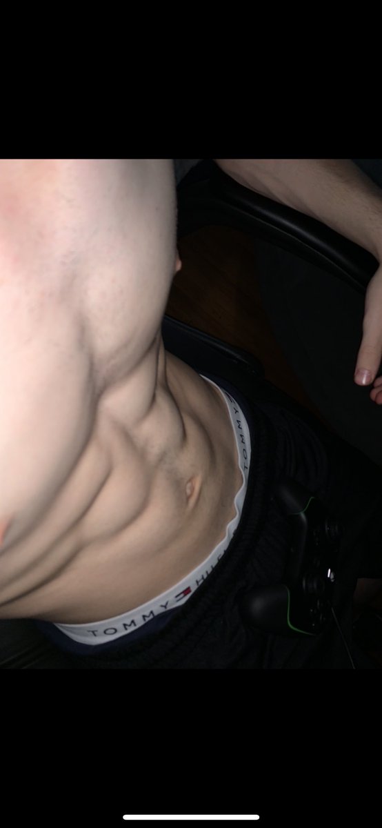 DemonSlayer235's tweet photo. You wanted a gaming bf so here I am https://t.co/Udmr32E9cj
