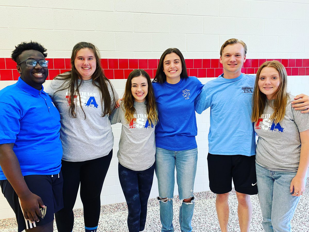 CarthageTsa's tweet photo. The CHS TSA officers are ready for an awesome school year! We’ve got lots of great stuff planned for the year. ❤️💙 https://t.co/xHahF0rj38