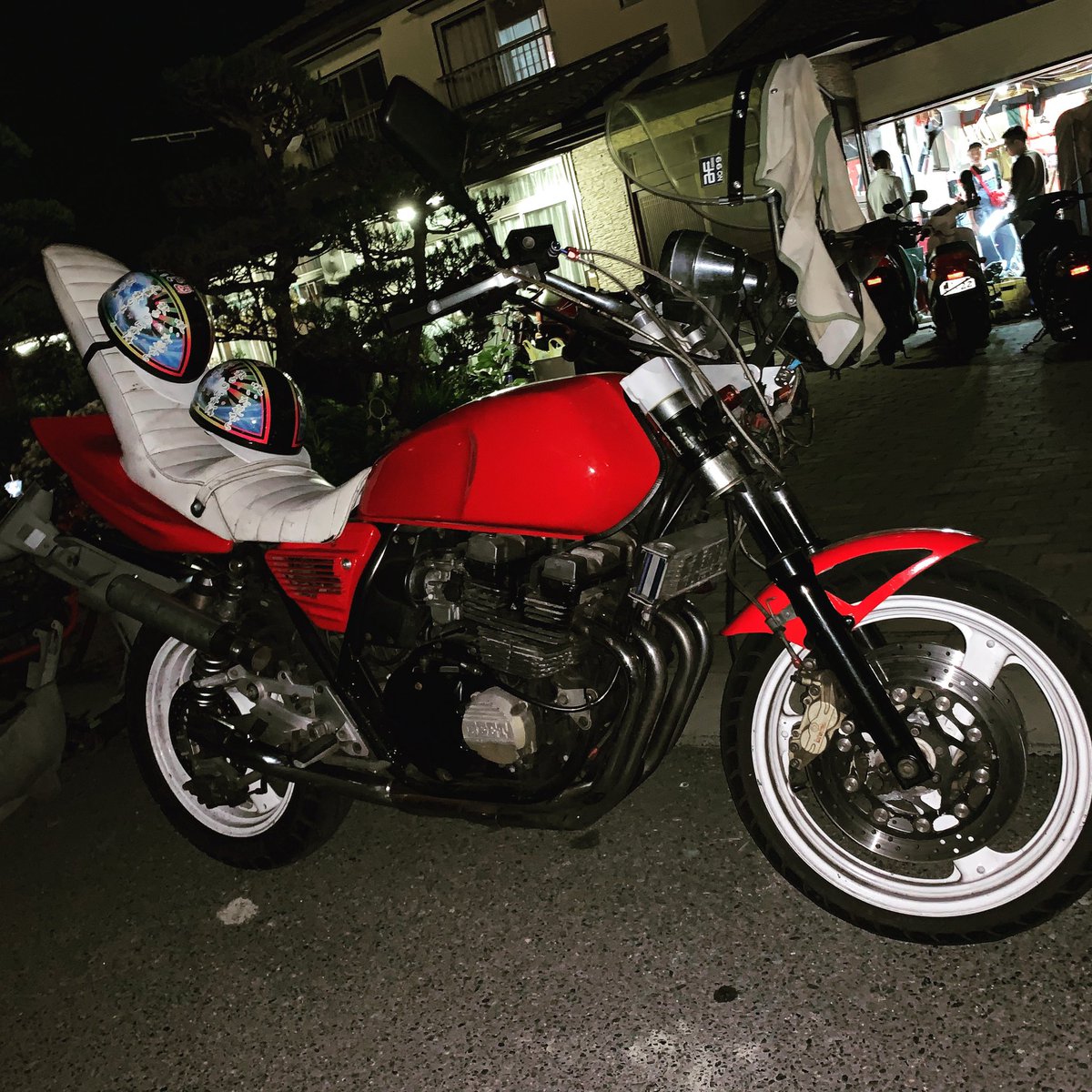 x_lv_x's tweet photo. ４５マソ
xjr売ります https://t.co/OLyDZ14Rar