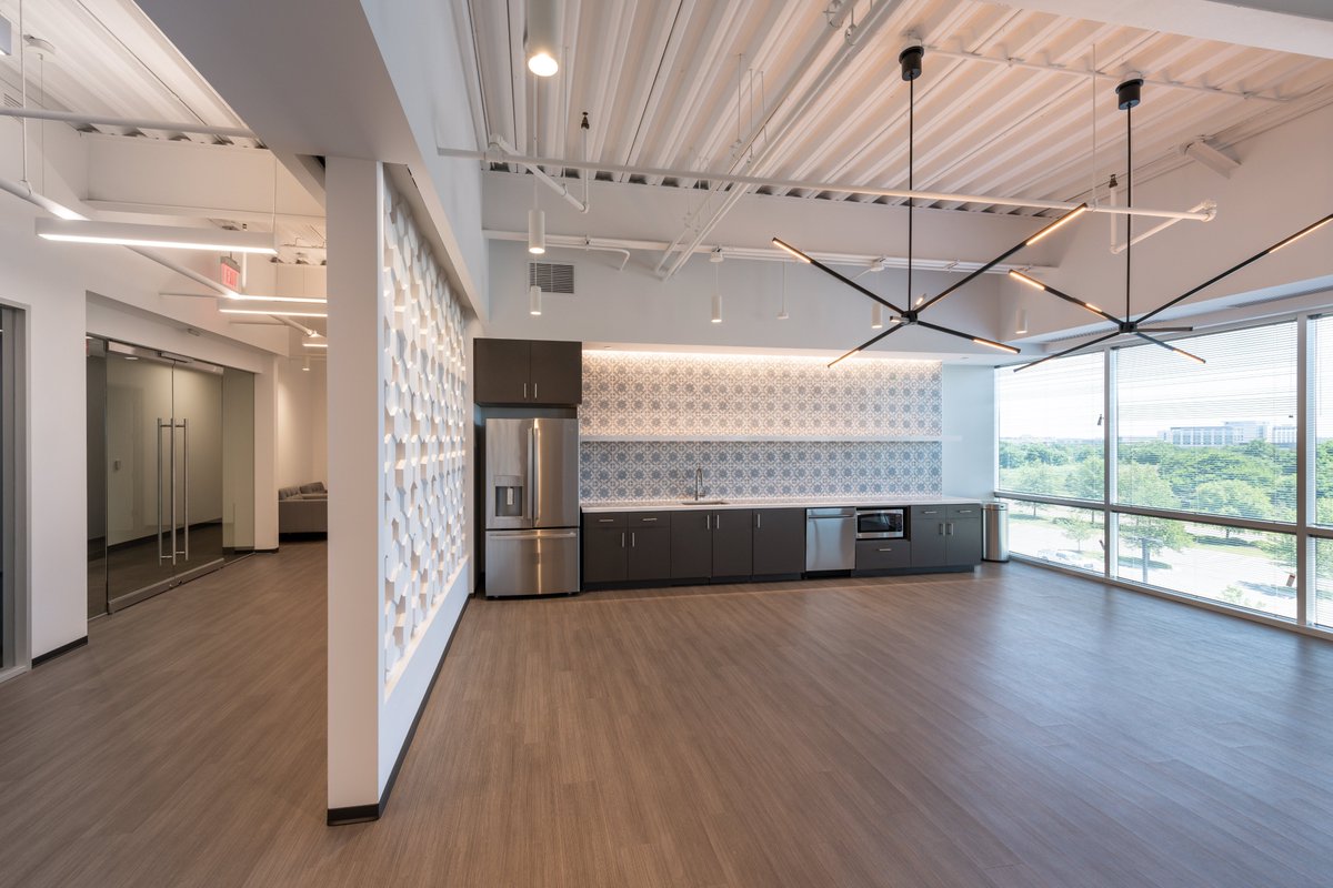 M_Group_Arch's tweet photo. Here's a quick look at our refreshing design for Suite 450 at 19775 Belmont Exec. Plaza. TMG's Matthew Coleman designed the geometric screen wall &amp; #lighting for this elegant space.
#mgrouparchitects #architects #interiordesign #DC #maryland #virginia #officesuite #officespace https://t.co/NVJ4dndw2g