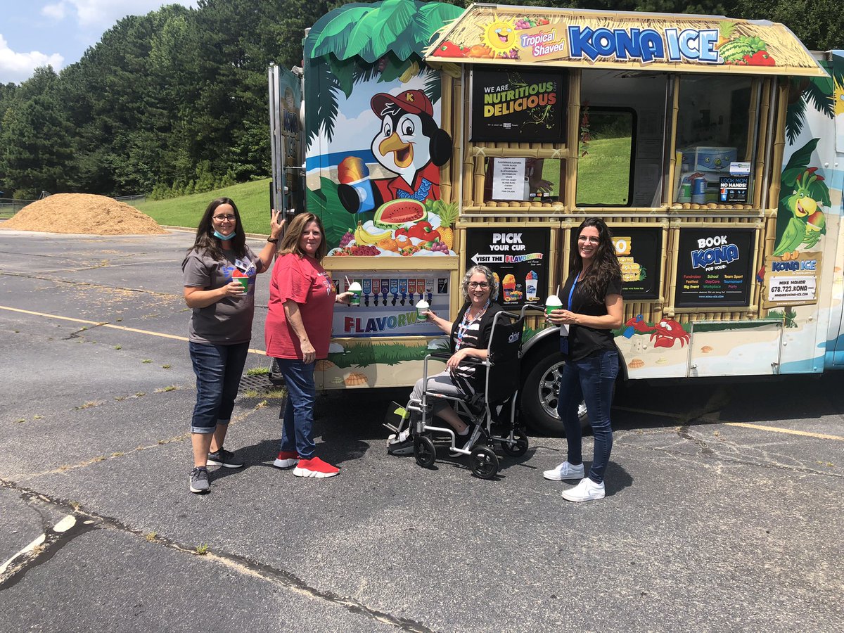 A surprise sweet treat for the BEST staff around as they work hard to prepare for our students! #winningTOGETHER #SUNSlead