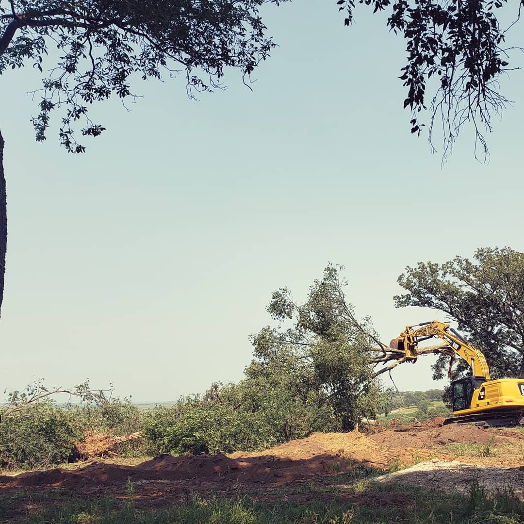 comes_kimberly's tweet photo. Construction officially underway! Stamp Construction made quick work of the northern tree line this afternoon. Bluebird Hill construction promotion runs through Aug 31. If you're looking for an event space in 2022 or 2023, automatically save $1,000 by booking in August. https://t.co/g4Py6CaDGa