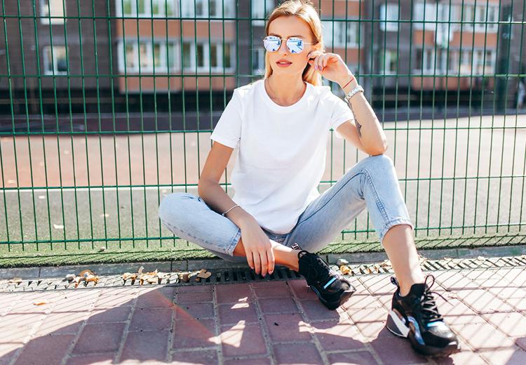 5. 6 manieren om een basic T-shirt te dragen Kristel, Fashion dlvr.it/S4Y1hp